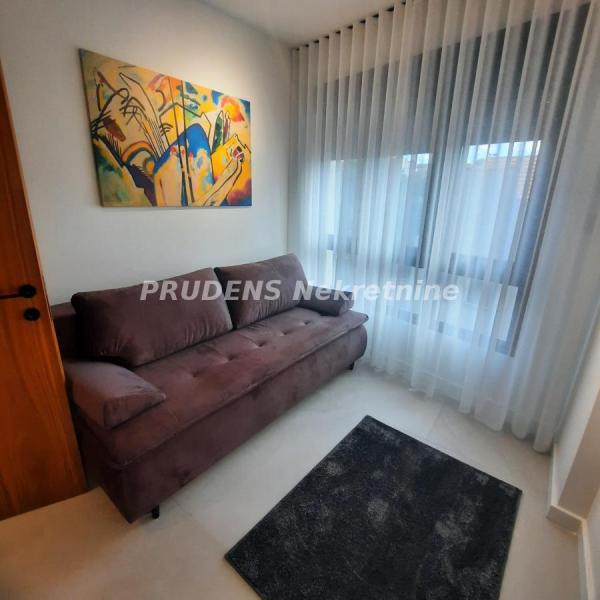 Slika 5 - Južni bulevar, Dvoiposoban stan za izdavanje, 62m2, 1.200€