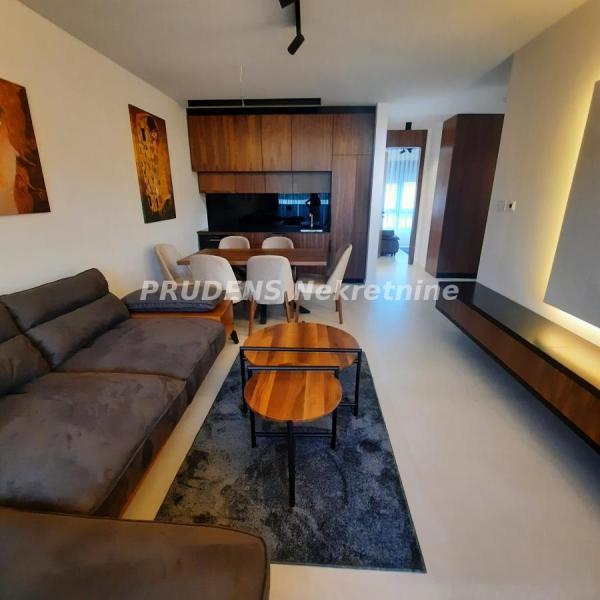 Slika 2 - Južni bulevar, Dvoiposoban stan za izdavanje, 62m2, 1.200€