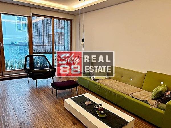 Slika 1 - Četvorosoban stan za izdavanje, 115m2, 3.000€