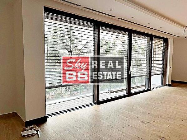 Slika 8 - Četvorosoban stan za izdavanje, 129m2, 3.300€