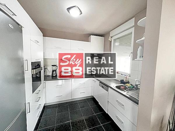 Slika 3 - Stojana Protića, Četvorosoban stan na prodaju, 160m2, 665.000€