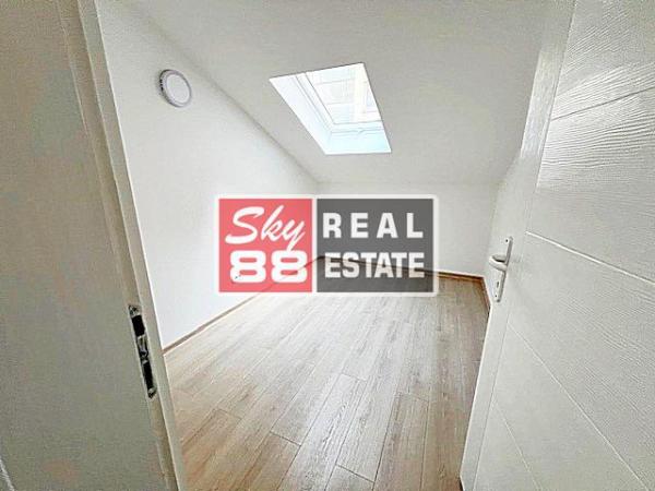 Slika 5 - Cara Dušana,  Kuća na prodaju, 221m2, 635.000€