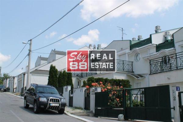 Slika 2 - Aleksandra Tirnanića Tirketa,  Kuća na prodaju, 119m2, 750.000€