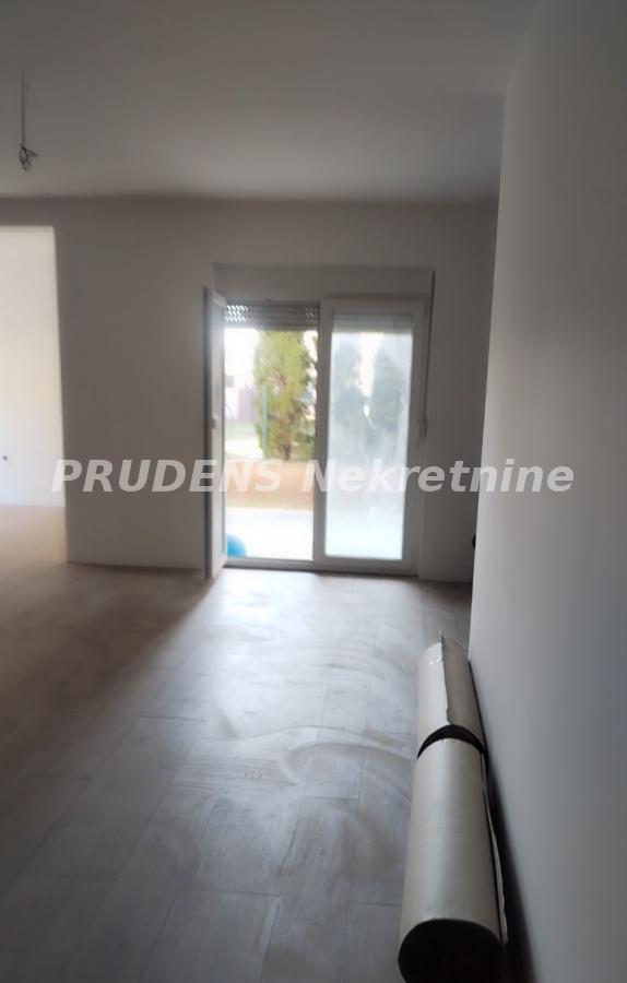 Slika 1 - Prominska,  Kuća na prodaju, 281m2, 280.000€