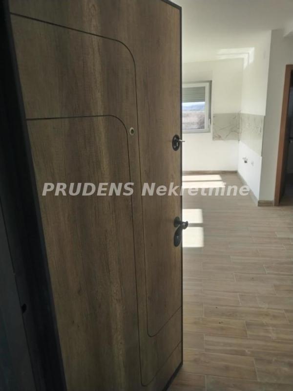 Slika 9 - Gaje Jovanovića, Trosoban stan na prodaju, 63m2, 70.000€