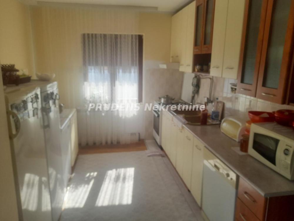 Slika 7 - Vidovdanska,  Kuća na prodaju, 111m2, 235.000€