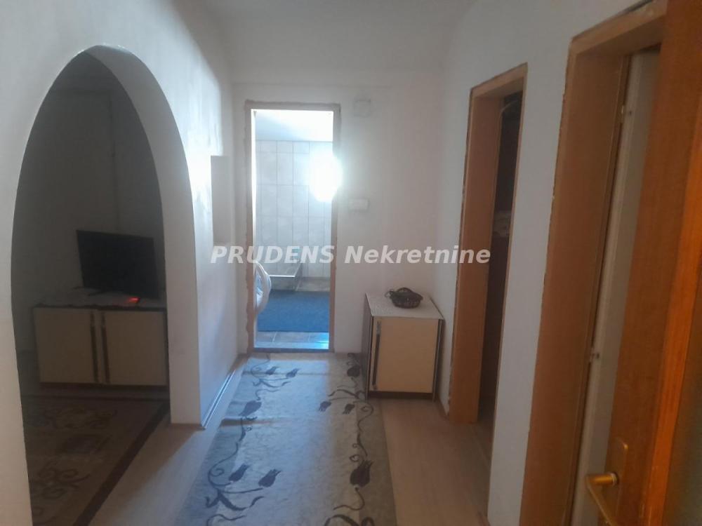 Slika 9 - Vidovdanska,  Kuća na prodaju, 111m2, 235.000€