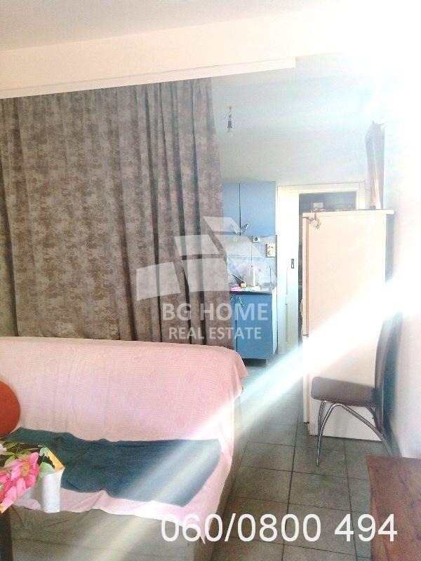 Slika 5 - Mihaila Šolohova,  Kuća na prodaju, 160m2, 300.000€