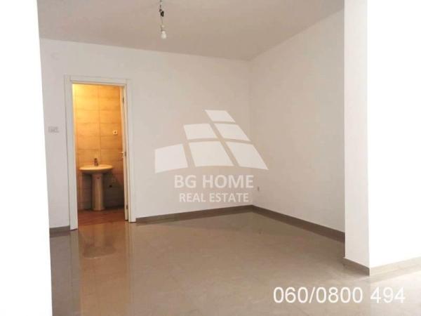 Slika 4 - Ugrinovačka,  Lokal na prodaju, 79m2, 240.000€
