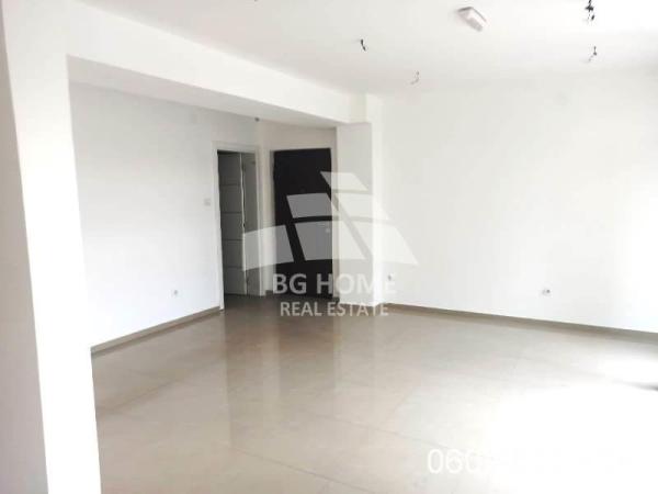 Slika 5 - Ugrinovačka,  Lokal na prodaju, 79m2, 240.000€