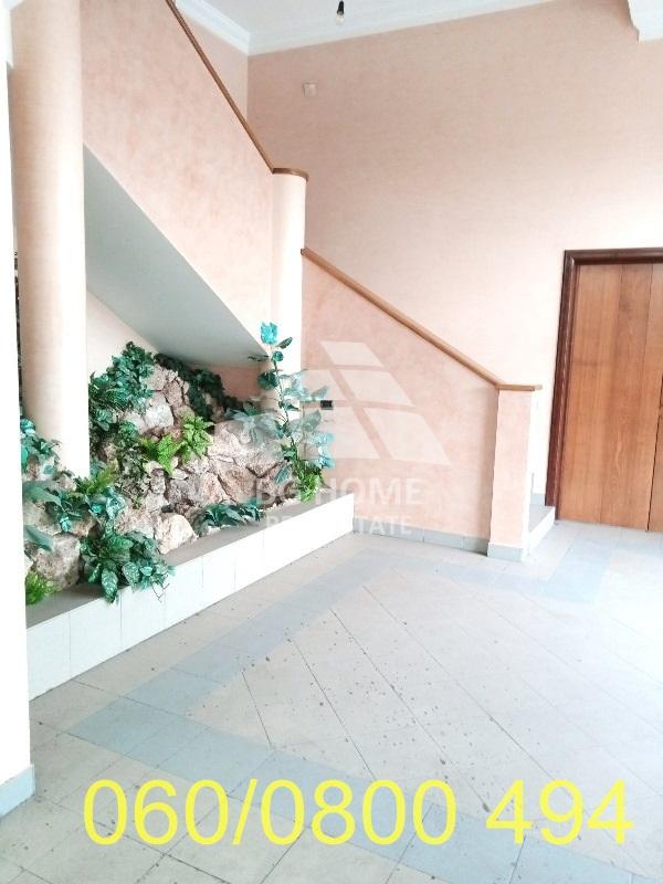 Slika 4 - Zrenjaninski put,  Lokal za izdavanje, 936m2, 6.300€