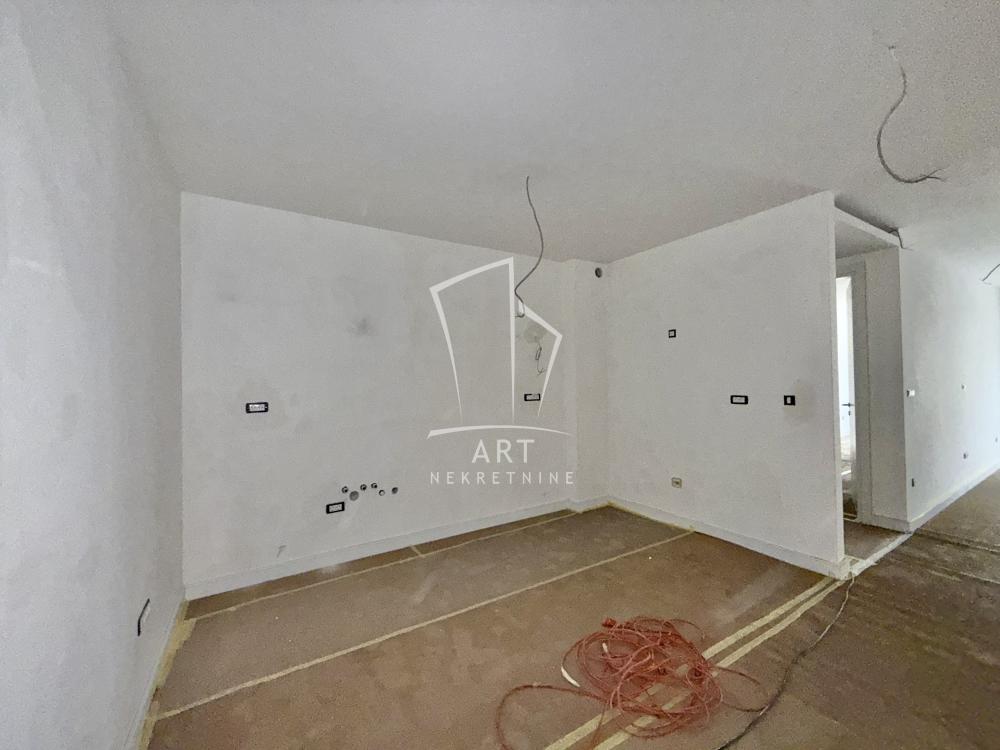 Slika 5 - Loznička, Četvorosoban stan na prodaju, 122m2, 549.000€