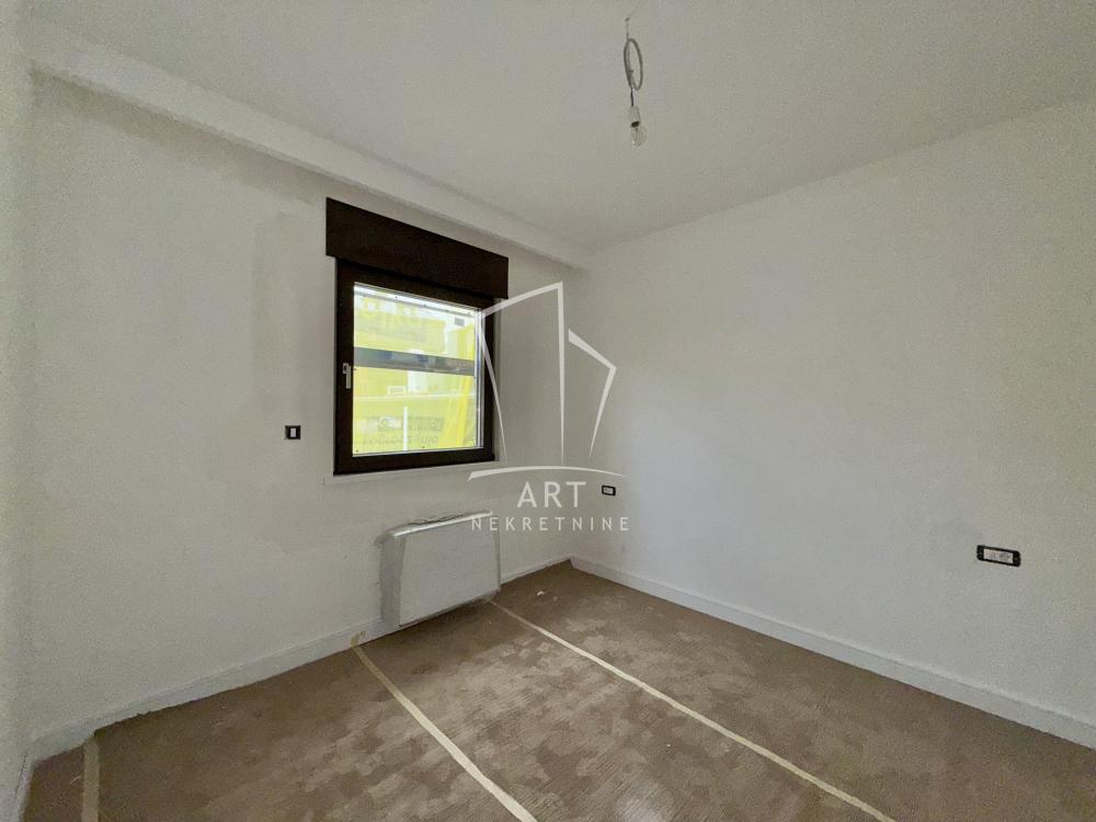 Slika 6 - Loznička, Četvorosoban stan na prodaju, 122m2, 549.000€