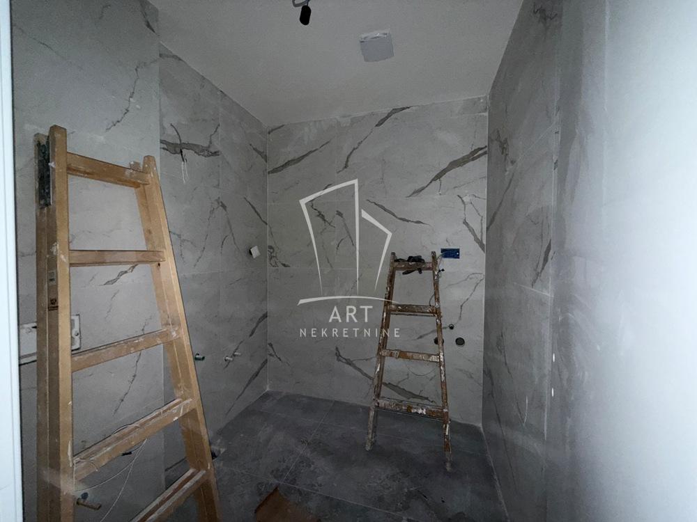 Slika 9 - Loznička, Četvorosoban stan na prodaju, 130m2, 520.000€