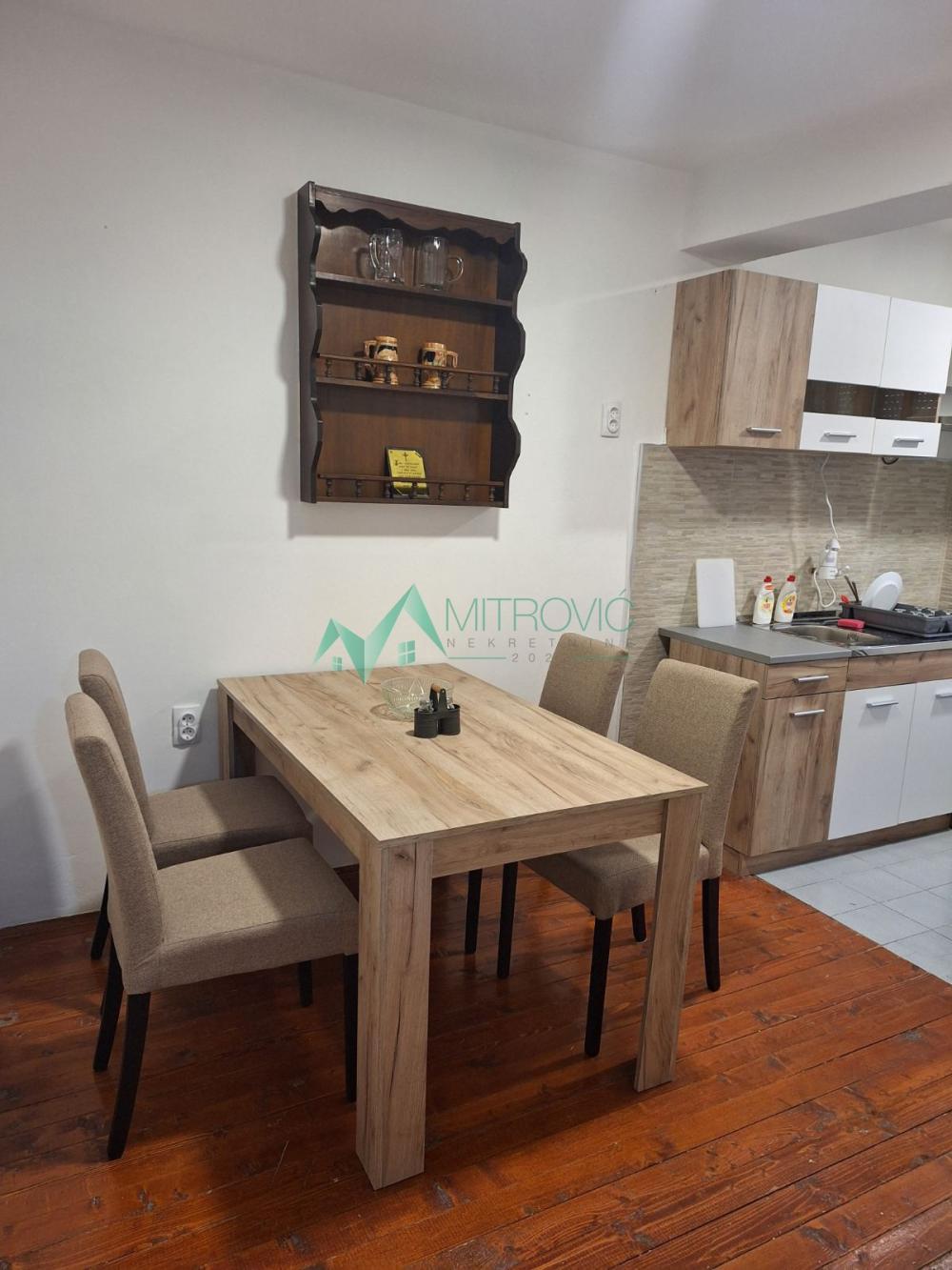 Slika 1 - Trosoban stan za izdavanje, 70m2, 400€