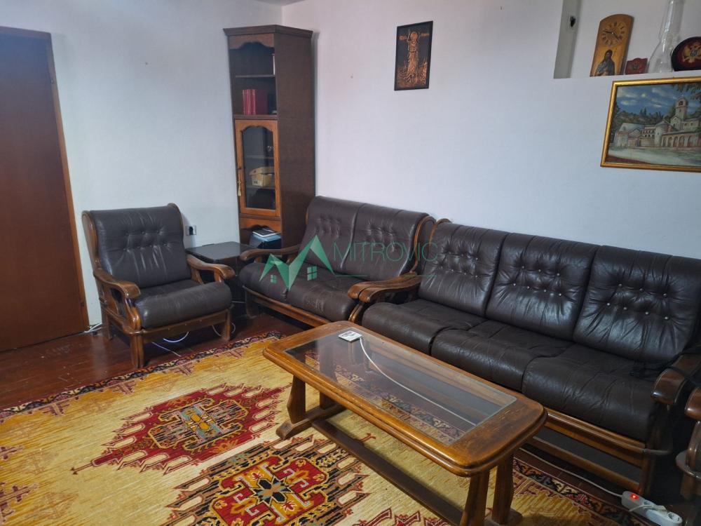 Slika 2 - Trosoban stan za izdavanje, 70m2, 400€