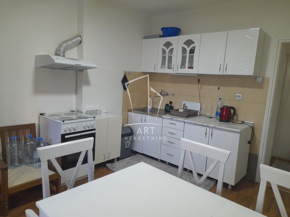 Slika 1 - Patrisa Lumumbe, Dvosoban stan na prodaju, 51m2, 165.000€