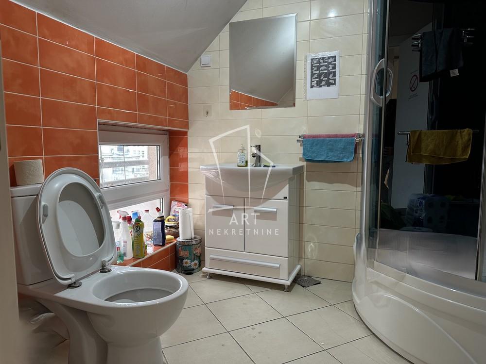 Slika 11 - Karamatina, Petoiposoban stan na prodaju, 135m2, 645.000€