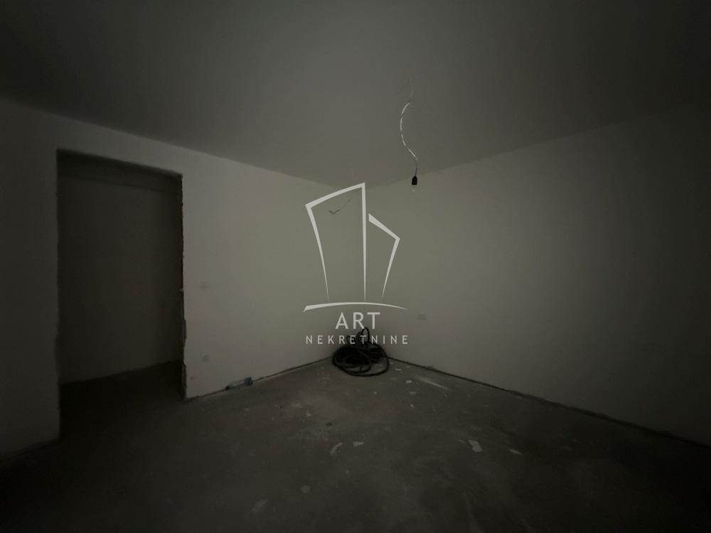 Slika 11 - Loznička, Četvorosoban stan na prodaju, 142m2, 639.000€