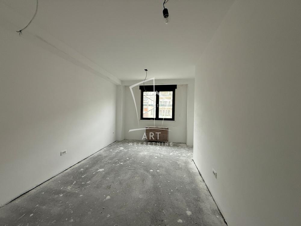 Slika 3 - Loznička, Četvorosoban stan na prodaju, 142m2, 639.000€