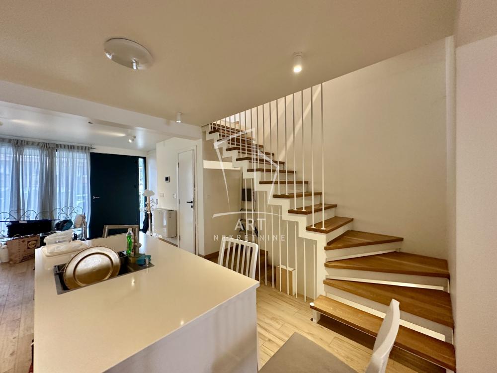 Slika 8 - Generala Mihajla Nedeljkovića,  Kuća na prodaju, 182m2, 750.000€