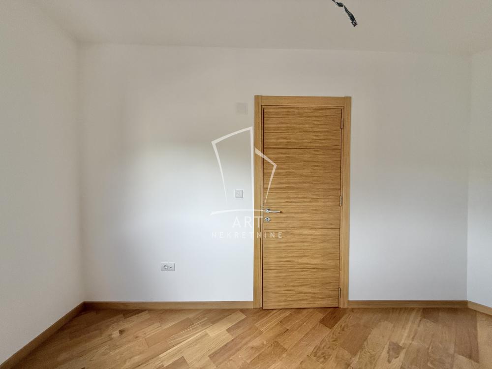 Slika 9 - Milisava Đurovića, Dvoiposoban stan na prodaju, 47m2, 151.545€