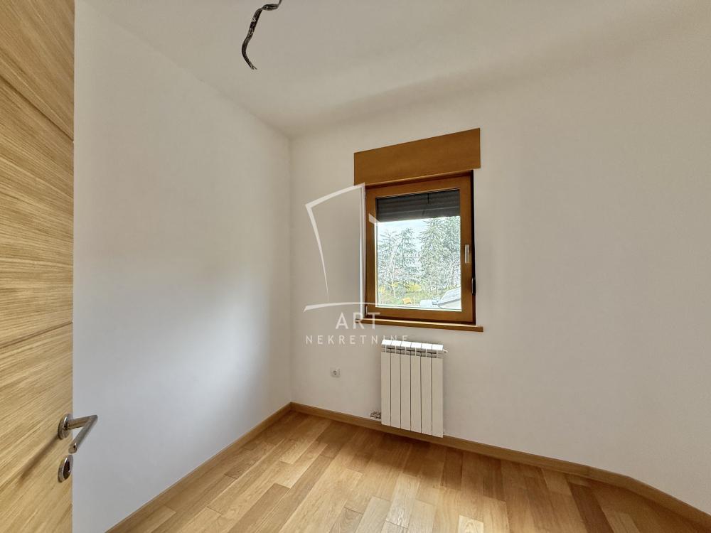 Slika 4 - Milisava Đurovića, Dvoiposoban stan na prodaju, 47m2, 151.545€