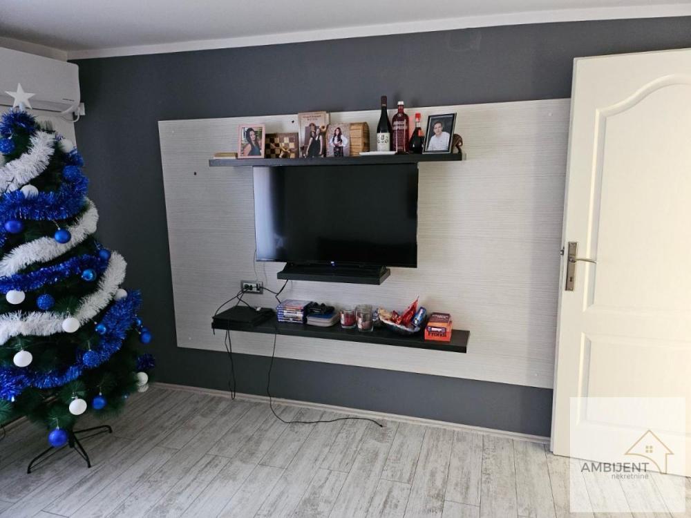 Slika 2 -  Kuća na prodaju, 240m2, 250.000€