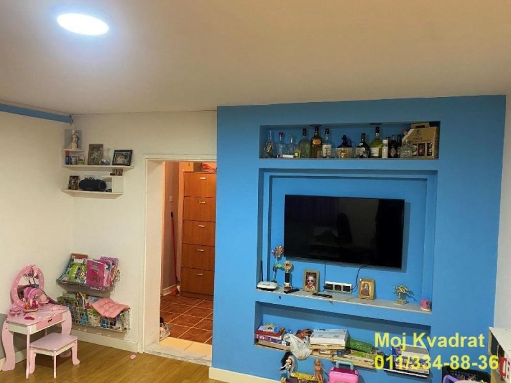 Glavna slika - Kuća na prodaju, 451m2, 247.000€