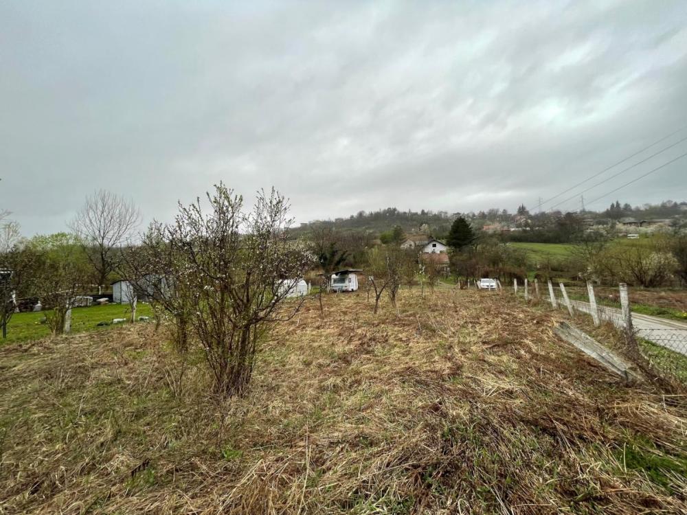 Slika 3 -  Plac na prodaju, Sremska Kamenica, , 42.000€