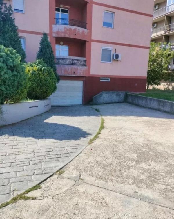 Slika 7 -  Lokal na prodaju, 180m2, 180.000€