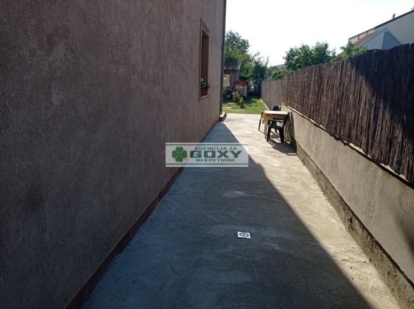 Slika 3 - Hercegovacka,  Kuća na prodaju, 245m2, 430.000€