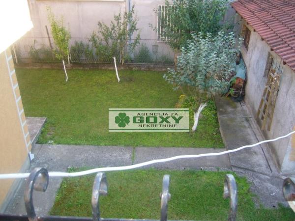 Slika 1 -  Kuća na prodaju, 270m2, 230.000€