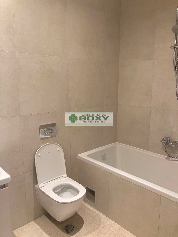 Slika 8 - Vudroa Vilsona, Trosoban stan na prodaju, 88m2, 594.000€