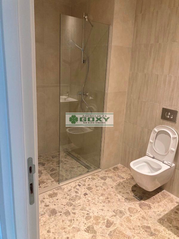 Slika 11 - Vudroa Vilsona, Trosoban stan na prodaju, 88m2, 594.000€