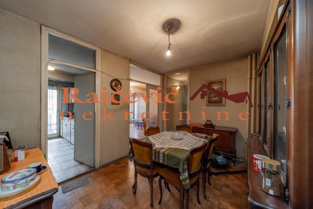 Slika 4 - Bulevar despota Stefana, Trosoban stan na prodaju, 85m2, 275.000€