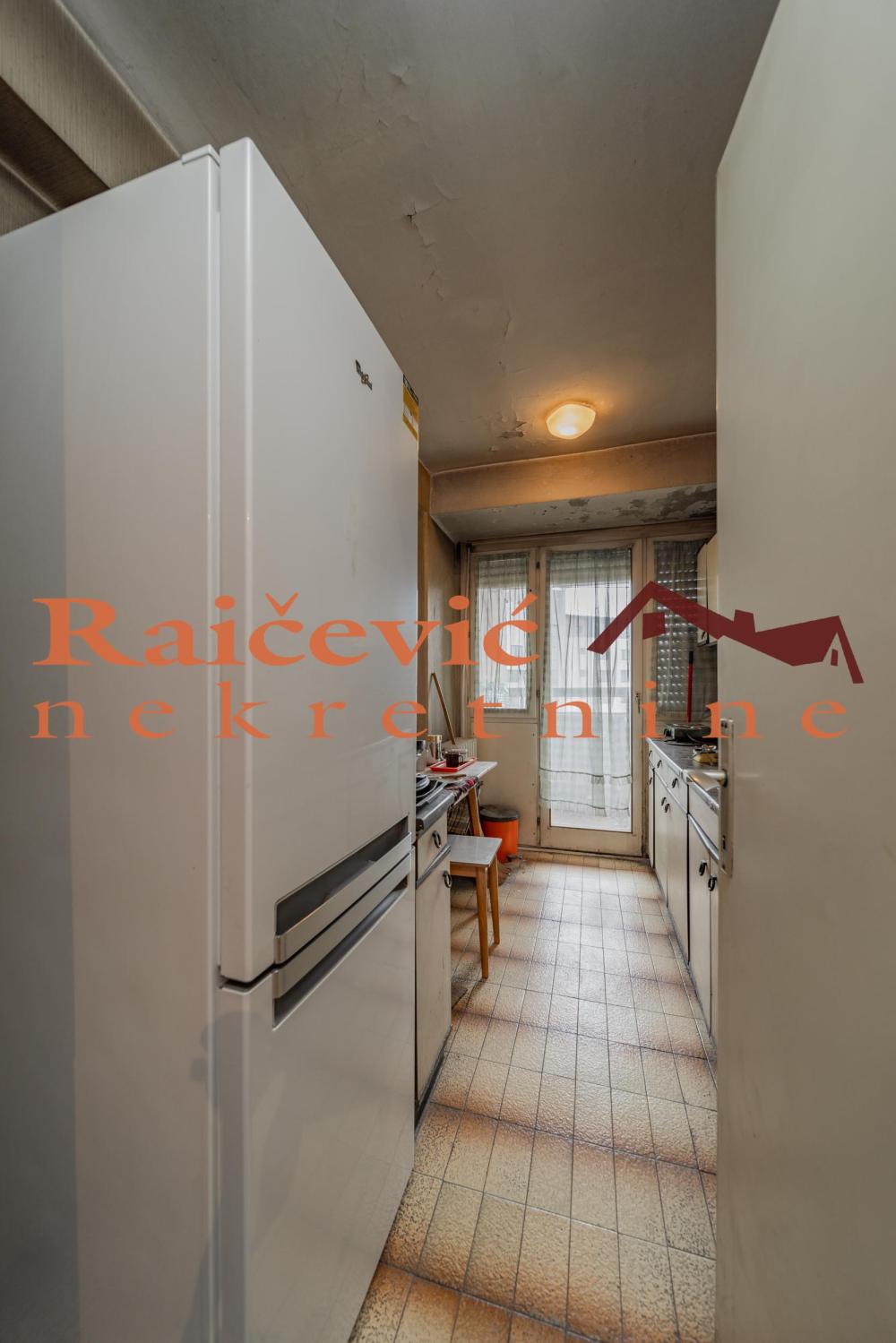 Slika 5 - Bulevar despota Stefana, Trosoban stan na prodaju, 85m2, 275.000€