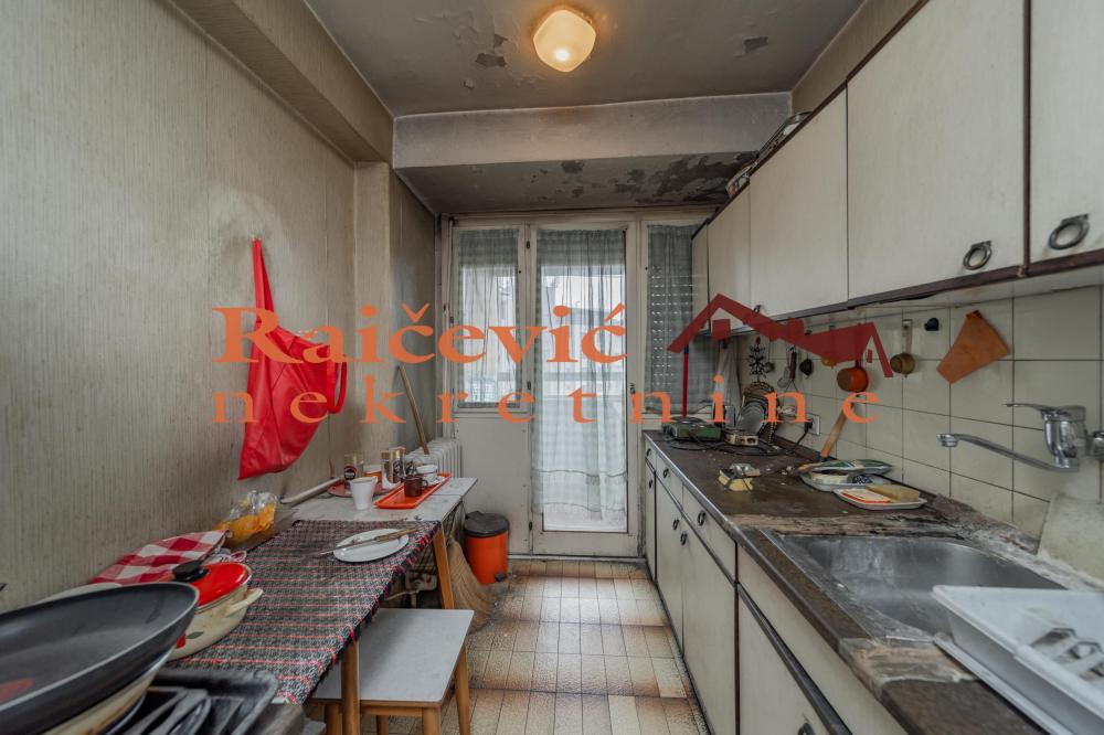 Slika 6 - Bulevar despota Stefana, Trosoban stan na prodaju, 85m2, 275.000€