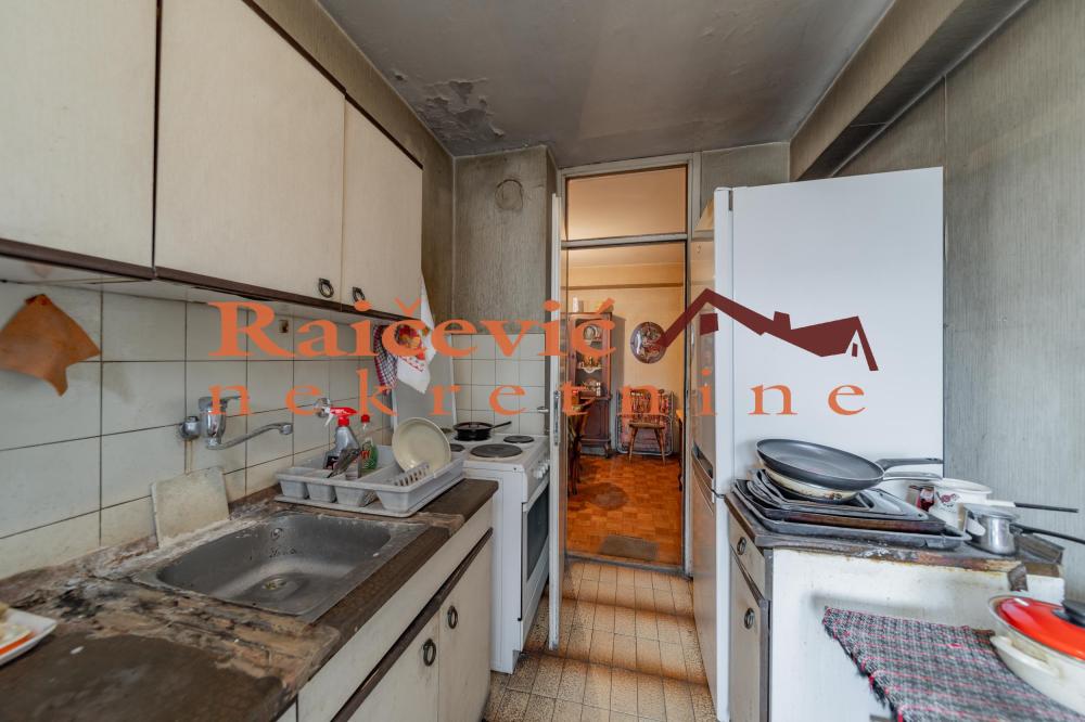 Slika 8 - Bulevar despota Stefana, Trosoban stan na prodaju, 85m2, 275.000€