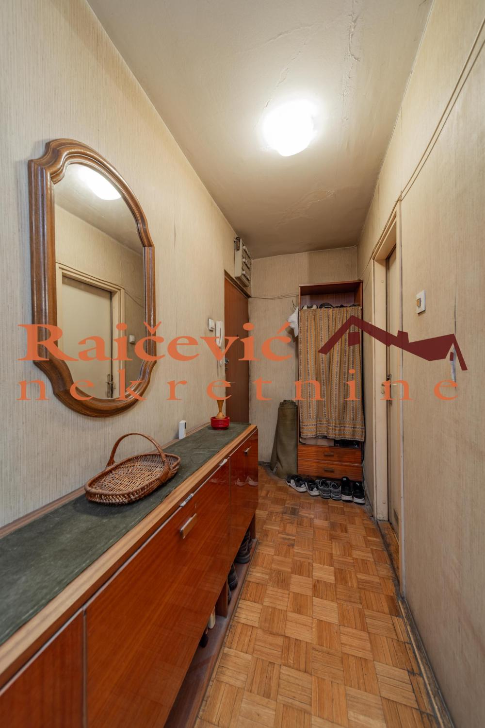 Slika 9 - Bulevar despota Stefana, Trosoban stan na prodaju, 85m2, 275.000€