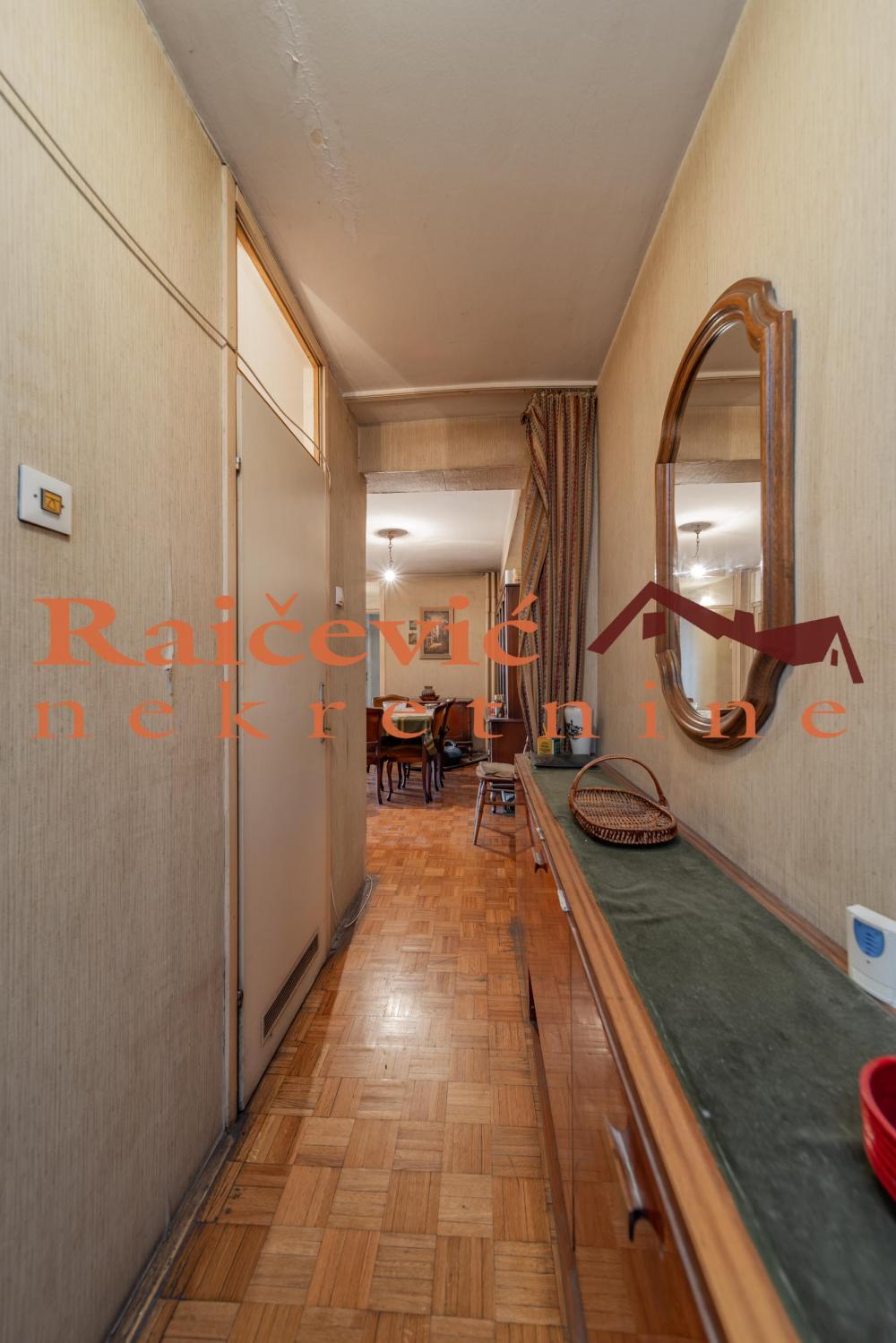 Slika 10 - Bulevar despota Stefana, Trosoban stan na prodaju, 85m2, 275.000€