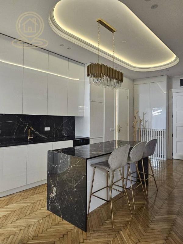 Glavna slika -Trosoban stan za izdavanje, 107m2, 1.500€