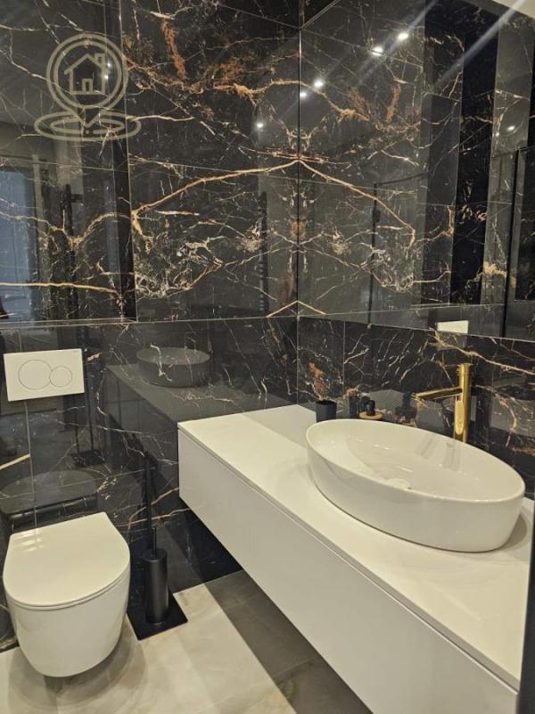 Slika 10 - Trosoban stan za izdavanje, 107m2, 1.500€