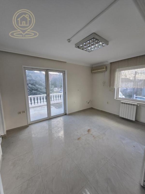 Slika 4 -  Kuća na prodaju, 390m2, 585.000€