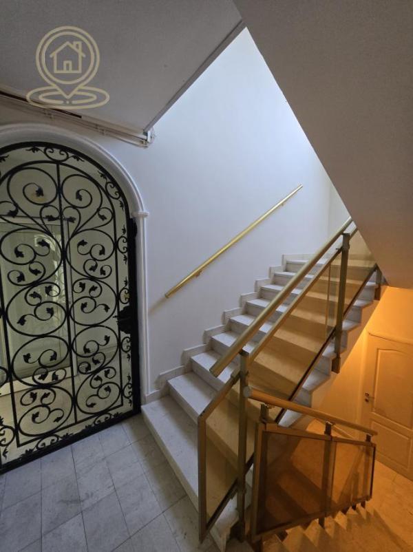 Slika 10 -  Kuća na prodaju, 390m2, 585.000€