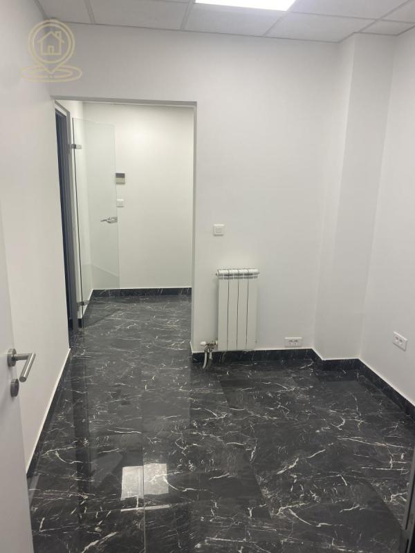 Slika 4 - Durmitorska,  Lokal za izdavanje, 300m2, 7.000€