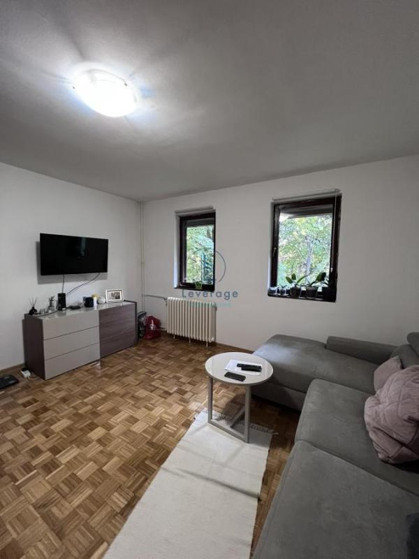 Slika 1 - Mihaila Bulgakova, Troiposoban stan na prodaju, 117m2, 234.000€