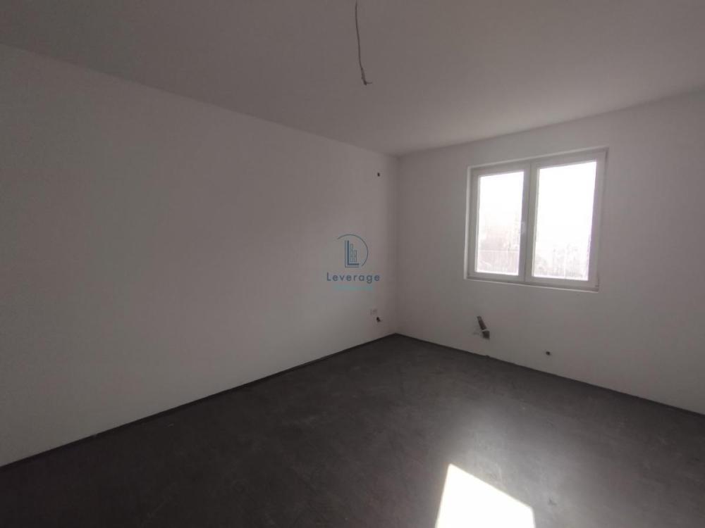 Glavna slika - Stan na prodaju, 193m2, 231.495€