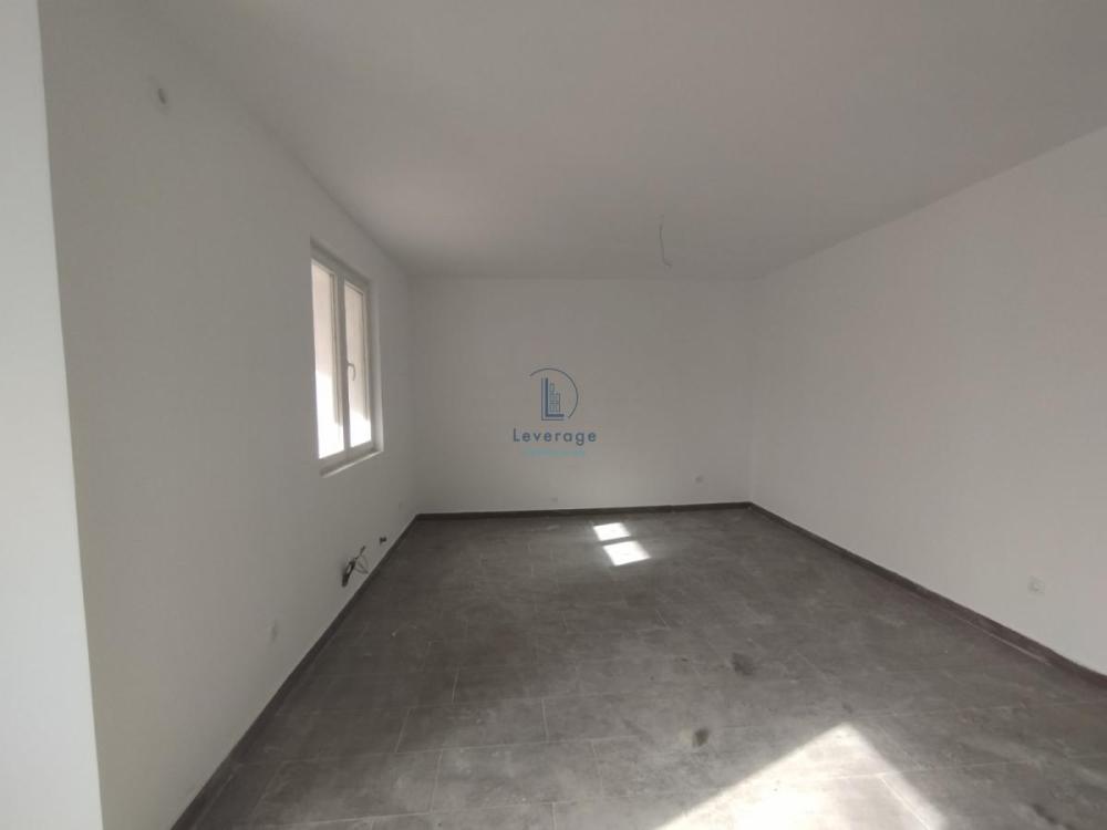 Slika 3 -  Stan na prodaju, 193m2, 231.495€