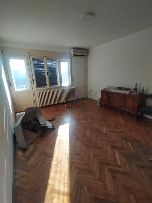 Slika 1 -  Kuća na prodaju, 214m2, 400.000€